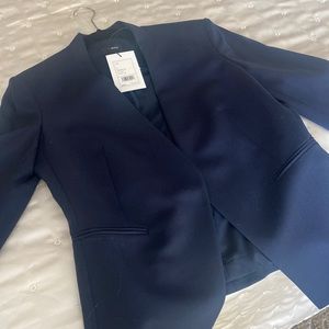 Theory blazer size 8 new! Blue color .